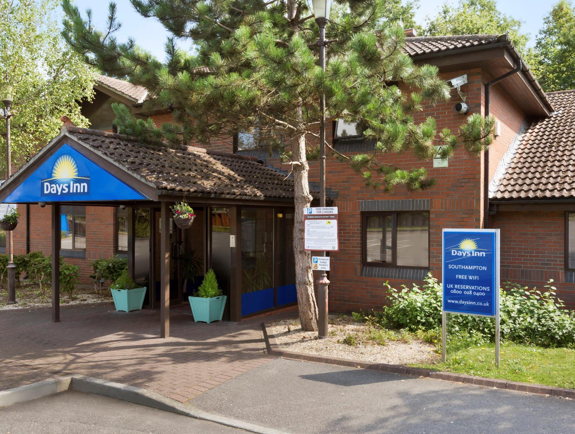 Days Southampton Rownhams Hotel 3*