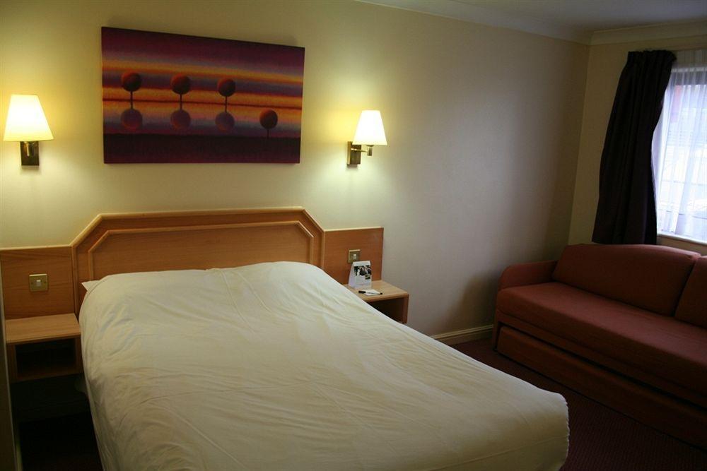 Hotel Days Southampton Rownhams