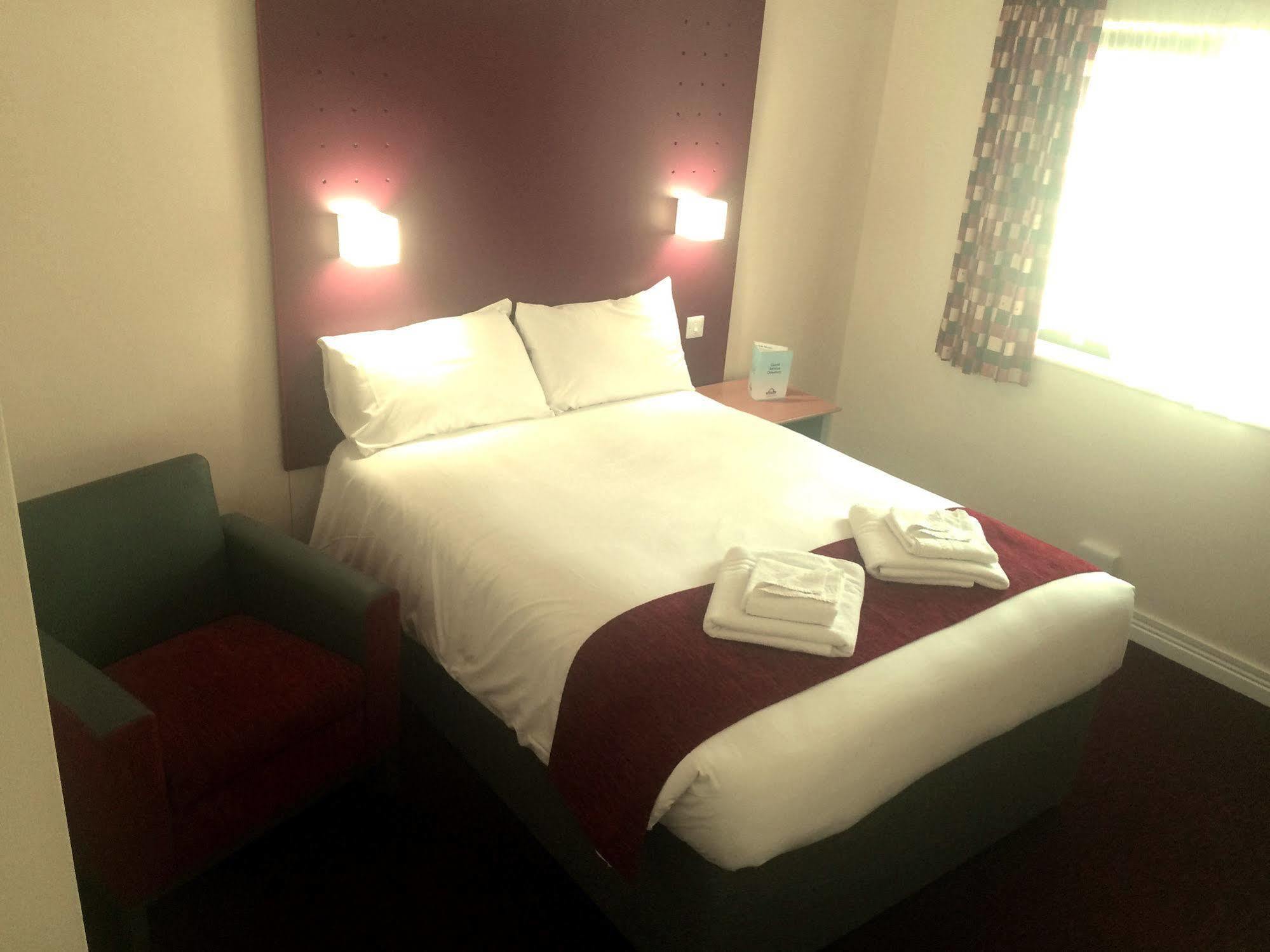 Days Southampton Rownhams Hotel 3*